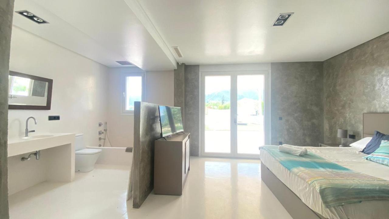 White House En Enguera - Fantastica Casa Con Jacuzzi Piscina Y Barbacoa Daire Dış mekan fotoğraf